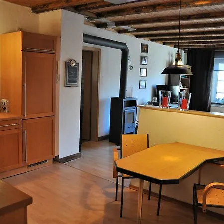 Апартаменты Ferienwohnung 1 Am Geiseltalsee