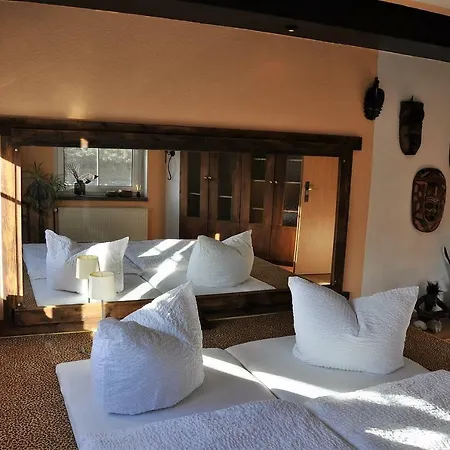 Апартаменты Ferienwohnung 1 Am Geiseltalsee *
